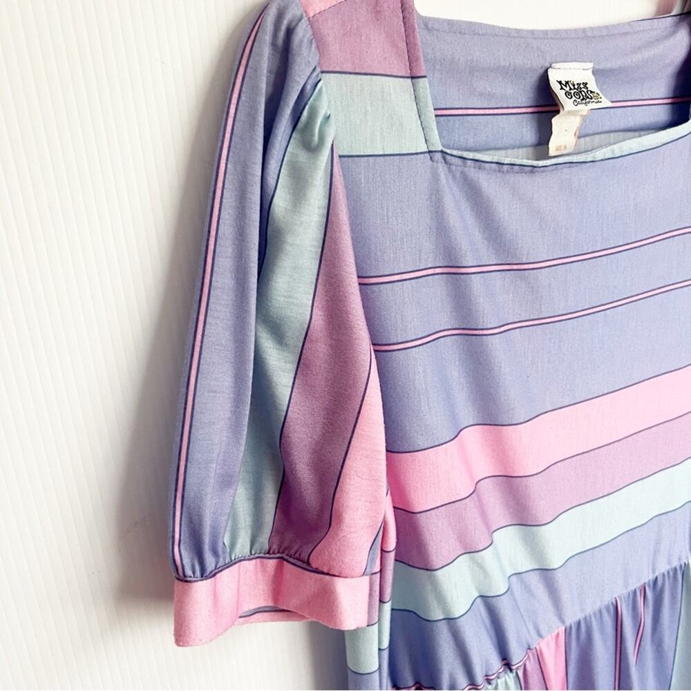 Vintage 80s Pastel Plus Size Stripe Knee Length Casual Dress - Picture 2 of 7